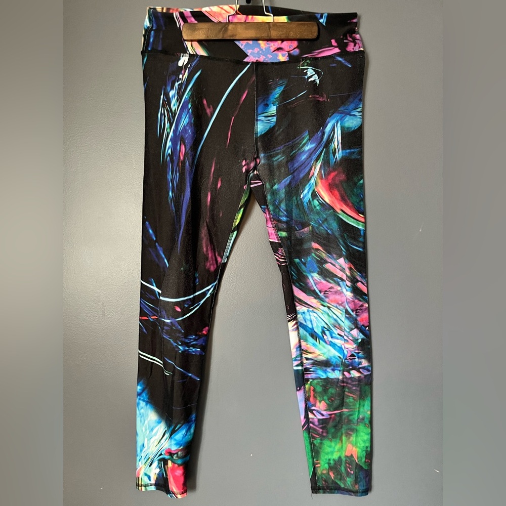 Fabletics Vibrant Swirl Leggings